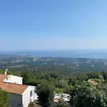 Les De Melody * Santa-Maria-Poggio (Corsica)