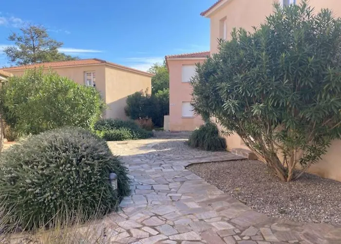 Les De Melody 圣玛丽亚波焦